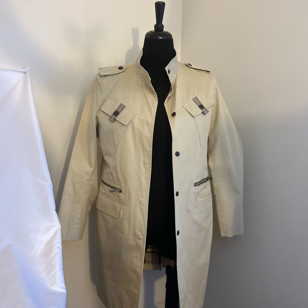 Burberry Cream Trench Coat size 8